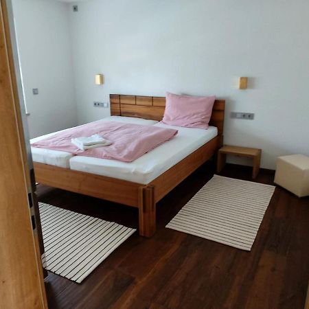 Ferienhaus Giulia In Guenzburg Ideal Fuer 2 Familien Kültér fotó