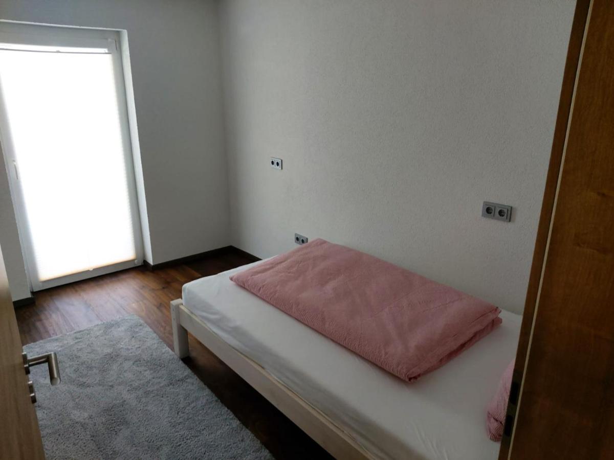 Ferienhaus Giulia In Guenzburg Ideal Fuer 2 Familien Kültér fotó
