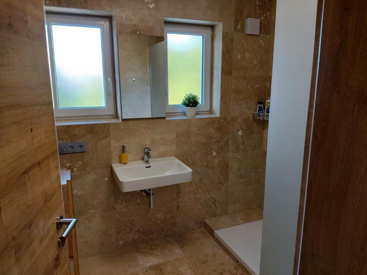 Ferienhaus Giulia In Gunzburg Ideal Fur 2 Familien Apartman Kültér fotó