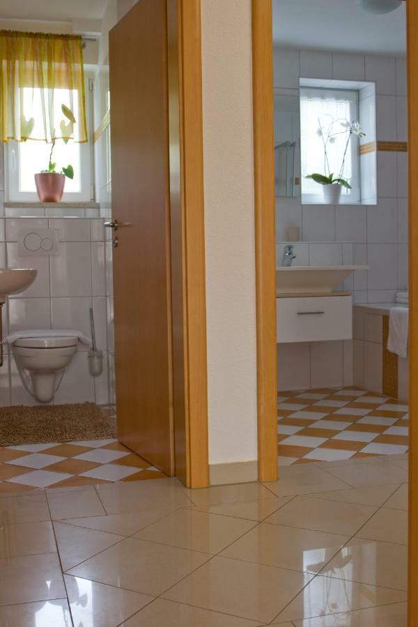 Ferienhaus Giulia In Gunzburg Ideal Fur 2 Familien Apartman Kültér fotó